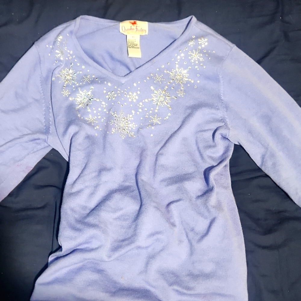 QUACKER FACTORY LAVENDER SNOWFLAKE STUDDED SWEATER